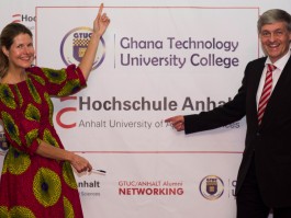 DCG Halle gGmbH International Institute