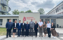 DCG Halle gGmbH International Institute